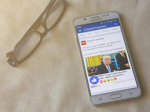 Facebook to Limit Political Content Users See in News Feeds