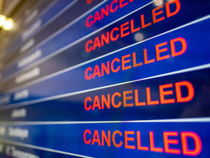 Hong Kong Bans Emirates Flights for 2 Weeks