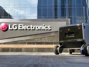 LG Electronics Reveals New Indoor-Outdoor Delivery Robot
