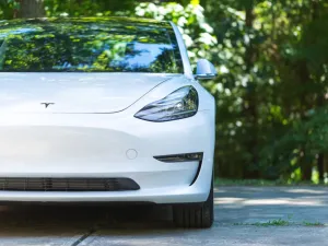 Tesla to Recall China-Made Vehicles for Online Software Update