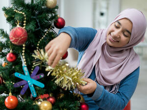 What Does Christmas Sales in Saudi Arabia Imply?