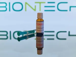 Siemens, BioNTech to Boost Vaccine Production