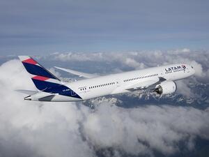 طائرة الإمارات الإيرباص A380