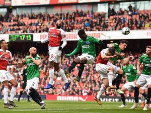 آرسنال يهدر فرصة مهمة لانتزاع مقعد ضمن المراكز الأربعة الأولى