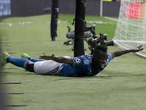 ماتويدي يحتفل بهدفه