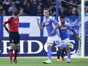 ميليك يحتفل بهدفه