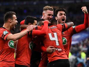 رين يحقق المفاجأة ويظفر بكأس فرنسا