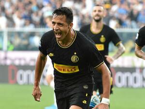 سانشيز يسجل ويُطرد