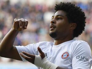 غنابري يحتفل بهدفه