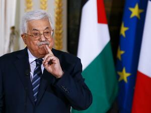 Palestinian Authority President Mahmoud Abbas gestures during a press conference with the French president, following a meeting at the Elysee presidential palace in Paris. (AFP Photo/Pool/Francois Mori) Palestinian Authority President Mahmoud Abbas gestures during a press conference with the French president, following a meeting at the Elysee presidential palace in Paris. (AFP Photo/Pool/Francois Mori)