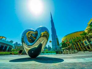 New heart sculpture unveiled in Dubai. (Twitter)