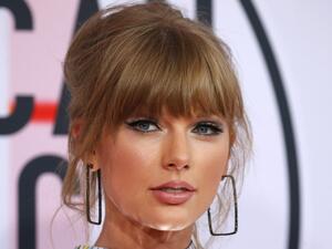 تايلور سويفت