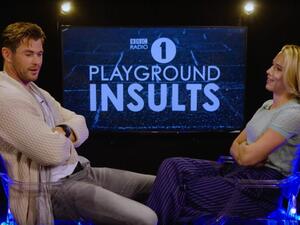 كريس هيمسورث وسكارليت جوهانسون