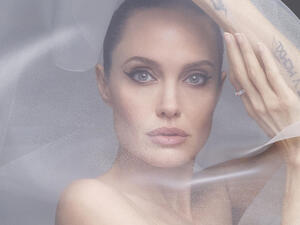 أنجلينا جولي