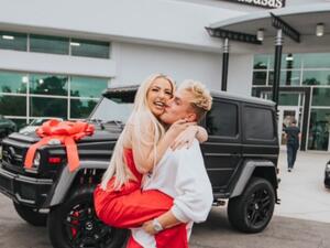 تانا مونغيو وجاك باول