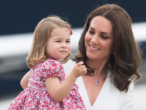 كيت ميدلتون والأميرة شارلوت