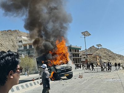Four killed in Kashmir protests against Indian BJP government 