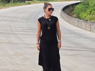 ديمة قندلفت تتألق بإطلالة طبيعية في أحضان سلطنة عُمان