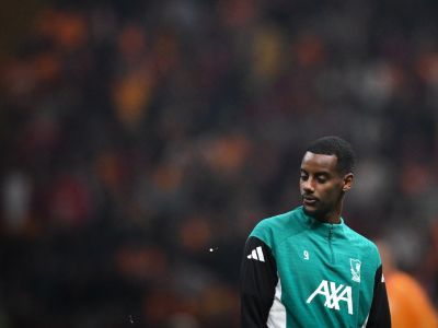 Shocking Alexander Isak Stat Sparks Concern After Liverpool’s Defeat to Galatasaray