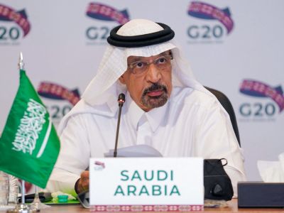 Saudi king replaces investment minister in Vision 2030 reset