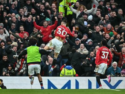 Carrick Praises Sesko and Mainoo