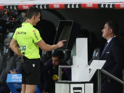 تصريحات مثيرة: هل خسر ريال مدريد الدوري بسبب تقنية الفيديو؟
