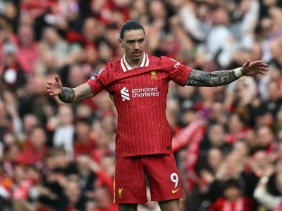 ليفربول يدرس استعادة داروين نونيز مجاناً