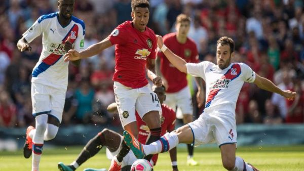 أداء غير مقنع من الشياطين الحمر