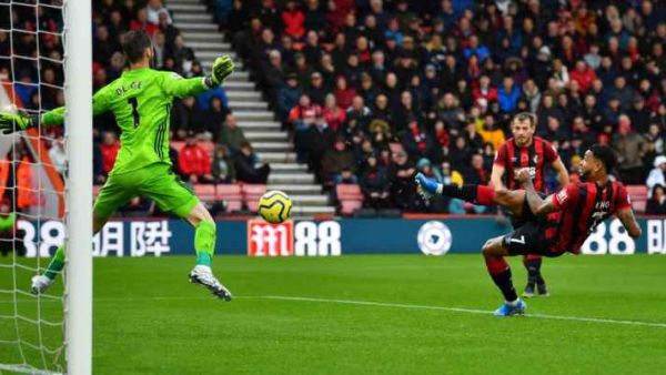 بورنموث يسقط يونايتد