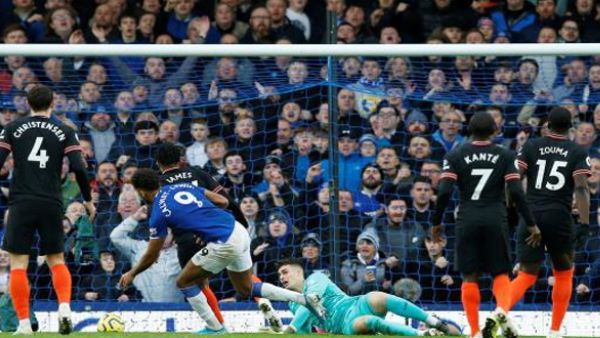 سقوط جديد للبلوز