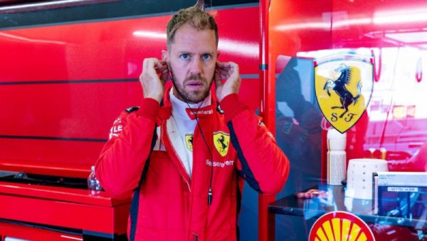 سيباستيان فيتيل في ورطة