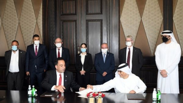 الإمارات وإسرائيل تبحثان سبل التعاون في القطاع المصرفي والمالي