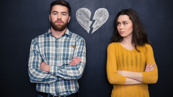 لابد للآباء أن يتعاملوا مع الطلاق بحكمة حتى يبقوا على علاقتهم بشريكهم من دون كره