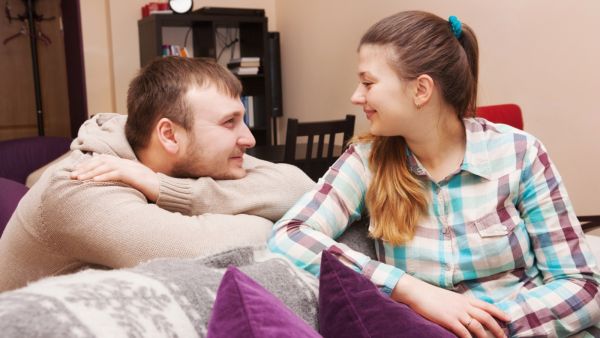 أظهري لزوجك حبّكِ كلّ يوم بكلمات رقيقة توصل له تقديركِ واحترامكِ له