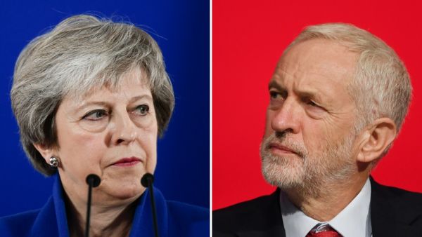 Prime Minister Theresa May (L) giving a press conference and Britain's opposition Labour Party leader Jeremy Corbyn listening to speeches on the second day of the Labour Party Conference in Liverpool. (PHILIPPE LOPEZ, PAUL ELLIS / AFP)