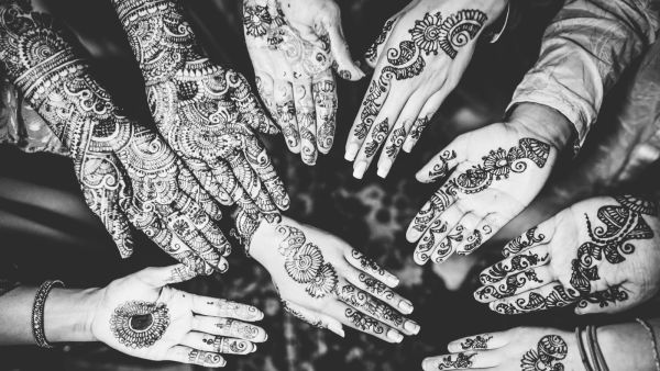 نقوش الحناء فرحة العيد