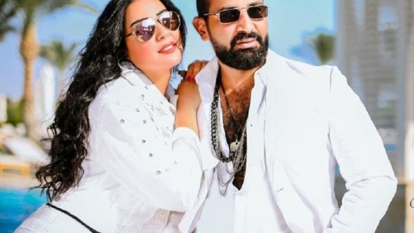 هكذا ردت سمية الخشاب على اتهام أحمد سعد لها بالسرقة