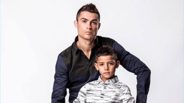 كريستيانو رونالدو وابنه جونيور كريستيانو