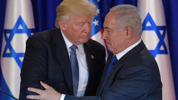 US president Donald Trump (L) with Israeli PM Netanyahu. (AFP/ File)