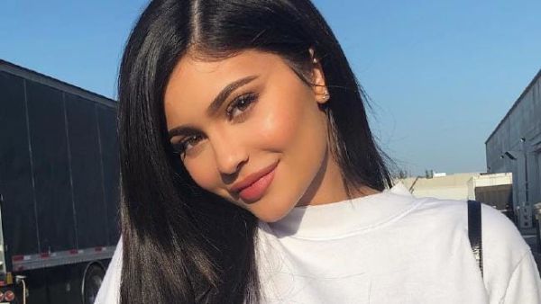 Kylie is a fan of selfies on social media. (@kyliejenner/Instagram)