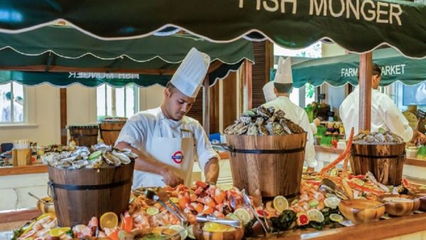 London is undoubtedly a foodie’s paradise, with its diverse array of food, drinks and delights to be found around every corner.