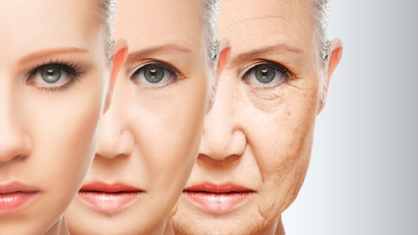 كيفية تأثير بعض الأطعمة على صحة بشرتك يمكن أن يُساعد في ظهور الشيخوخة المبكرة