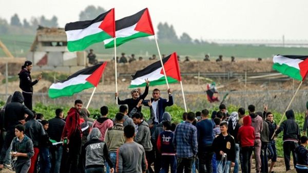 قوات الاحتلال قد فتحت الرصاص الحي والمطاطي والغازات المسيلة للدموع ضد الفلسطينيين