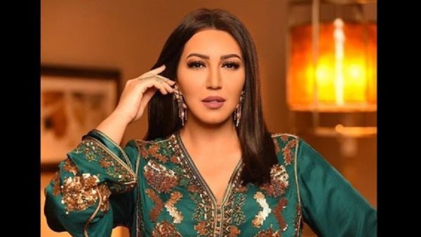 أسماء لمنور 