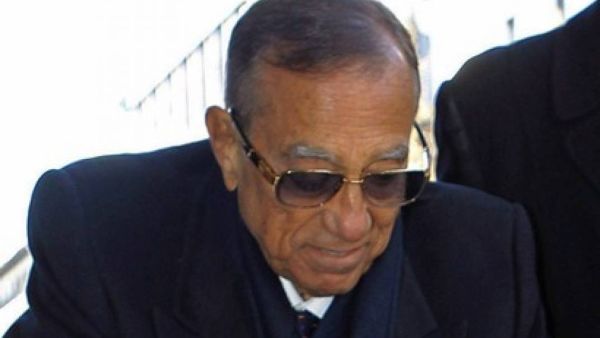  حسين سالم