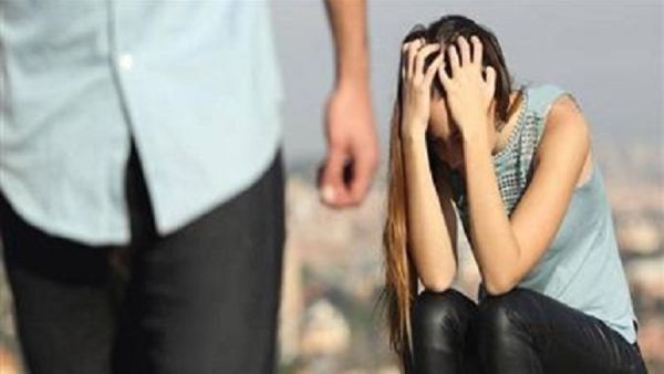 خانها .. فلم تتصرف كهذه في الصورة