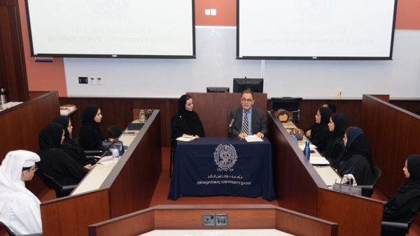 خلال الحدث خلال الحدث