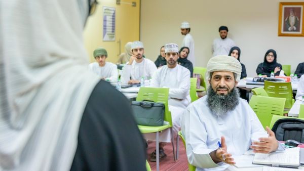 خلال الحدث
