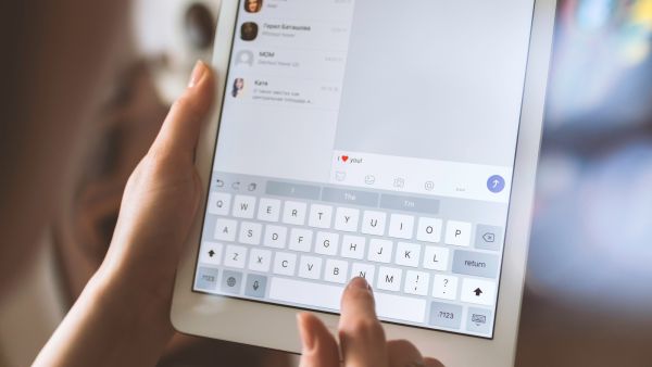 الأخطاء النحوية يمكن أن تدمر حياتك العاطفية: دراسة