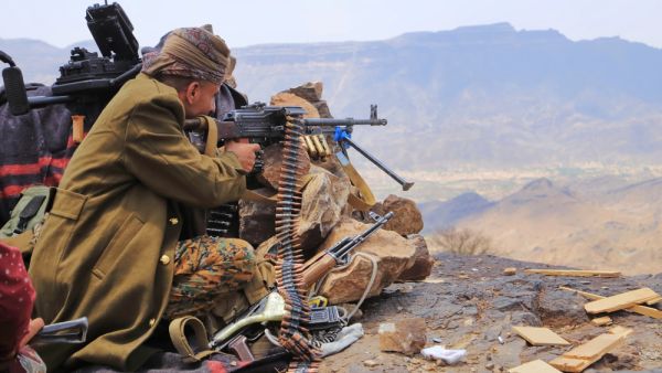 A soldier fighting in the ranks of the legitimacy against the Houthis. (Shutterstock/ File Photo)